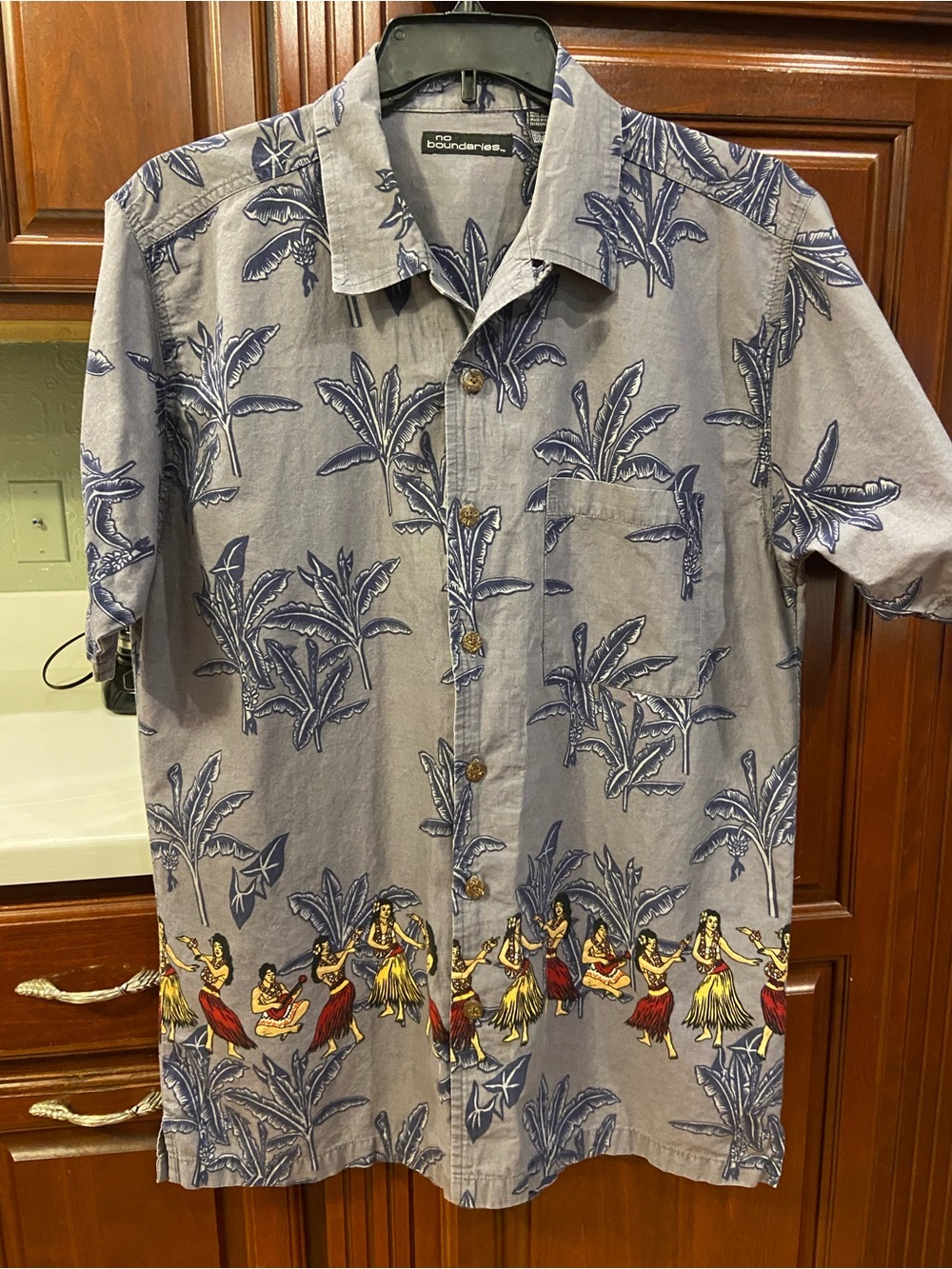 Price firm! Large Hawaiian Print Short-Sleeve Shirt - review measurements below!